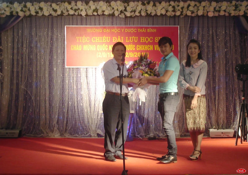Nhà cái Ee88
 tổ chức buổi chiêu đãi Lưu học sinh nhân dịp Quốc khánh nước CHXHCN Việt Nam